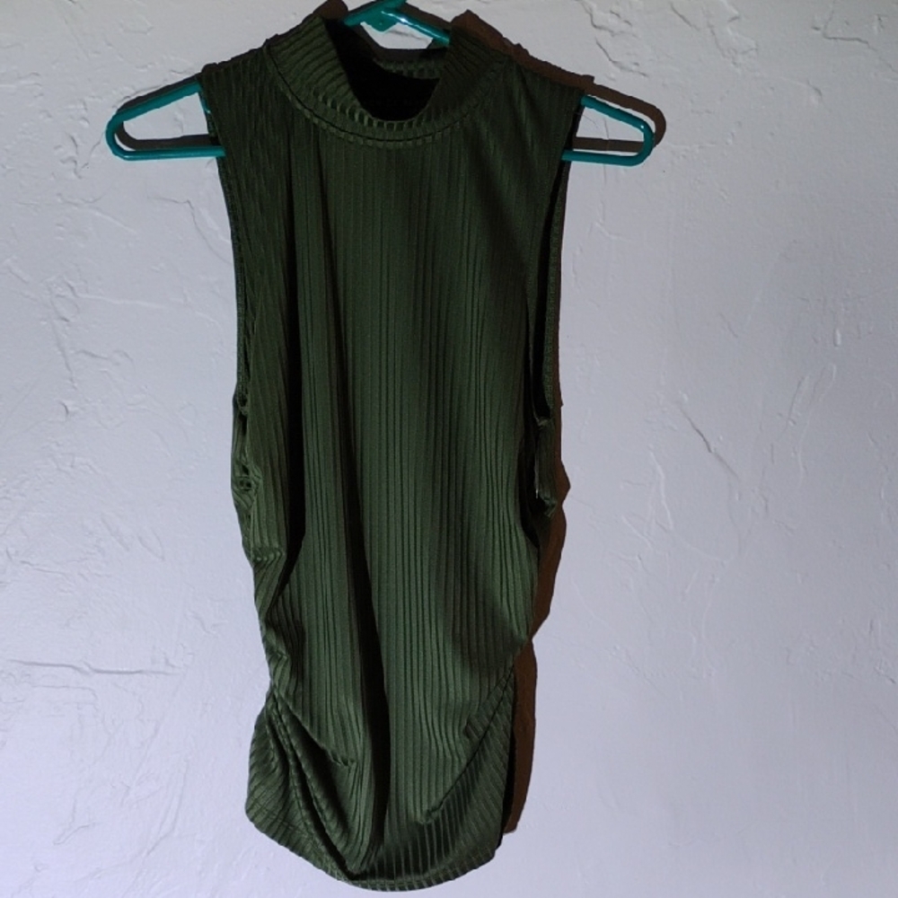 Veronica Beard Green Ribbed Tank Top